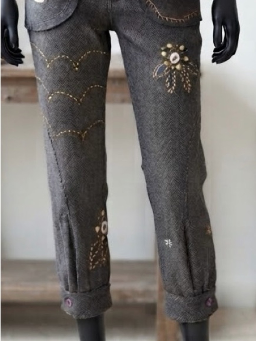 Solstice Wool Cotton Herringbone Gray Embroidered Boho Cropped pants Small
